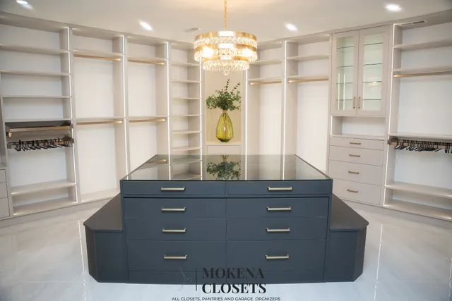 Mokena Closets