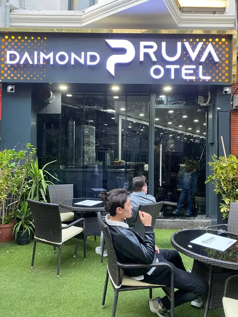 Lahori Tarka by Diamond Pruva Hotel and Restaurant