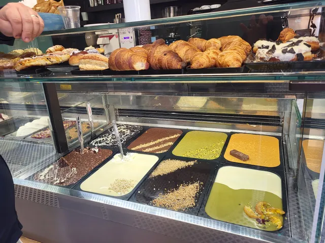 Frisku Cream Sweet Love