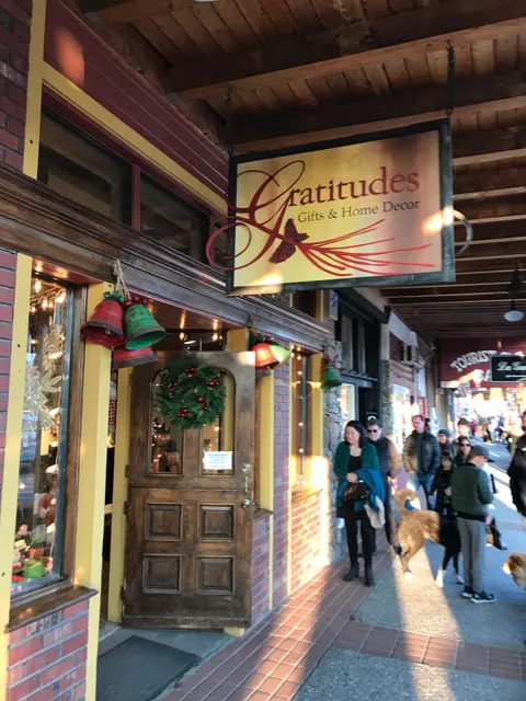 Gratitudes Gifts & Home Decor