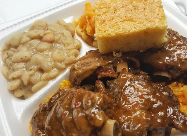 Unique Wings & Thangs