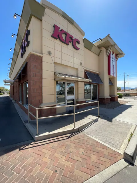 Wigwam Creek Shopping Center