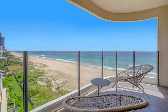 Dorchester On The Beach