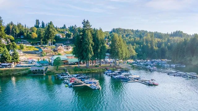 Mayfield Lake Resort and Marina