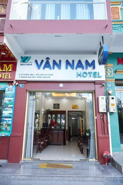 Van Nam Hotel
