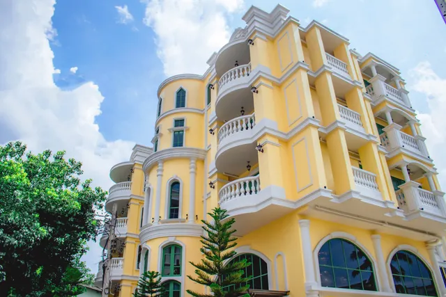 Siri Grand Bangkok Hotel