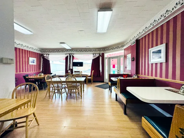 Village Square of Fountain