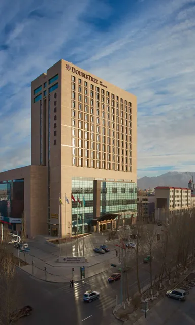 DoubleTree by Hilton Hotel Qinghai - Golmud