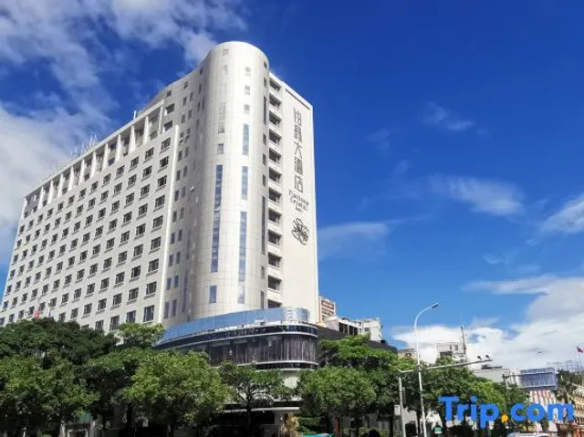 Platinum Crystal Hotel