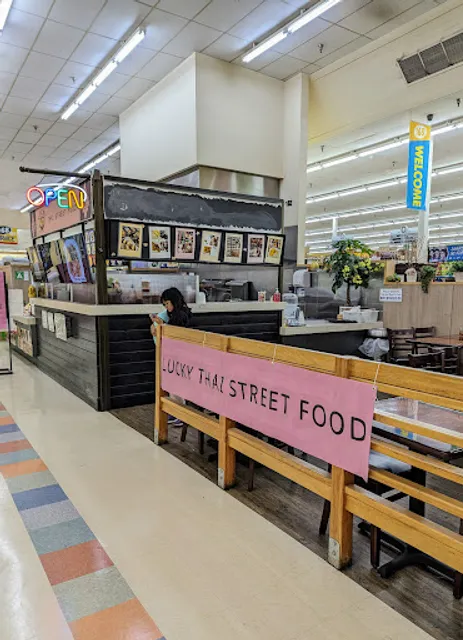 Lucky Thai Street Food