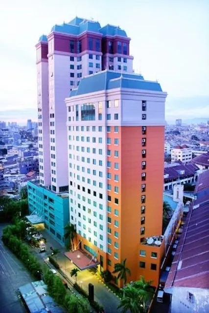 Horison Arcadia Mangga Dua