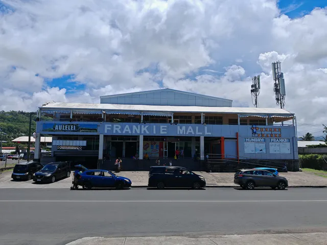 Frankie Mall Supermarket