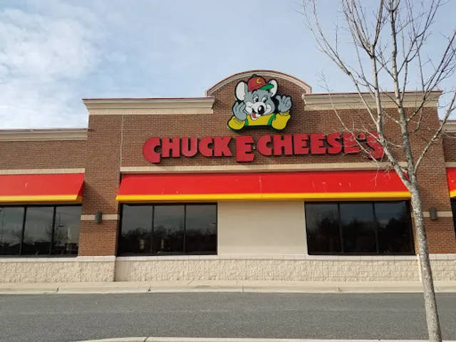 Chuck E. Cheese