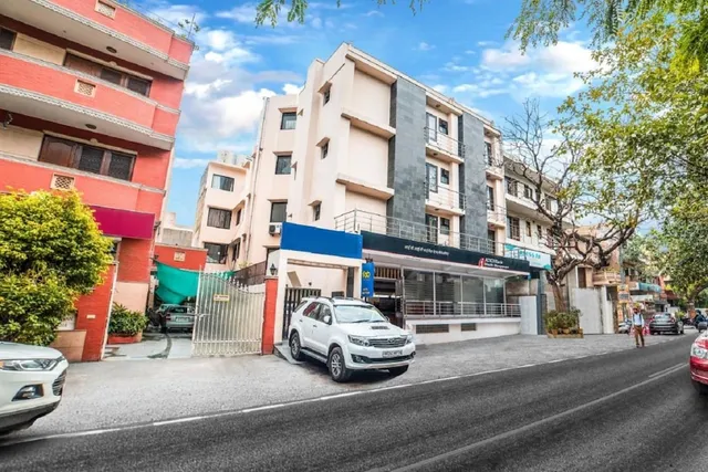 Hotel Diamond Tree at Saket