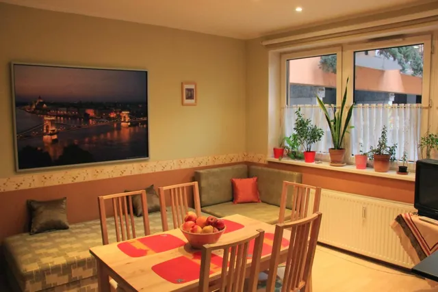 Raday Central Apartment