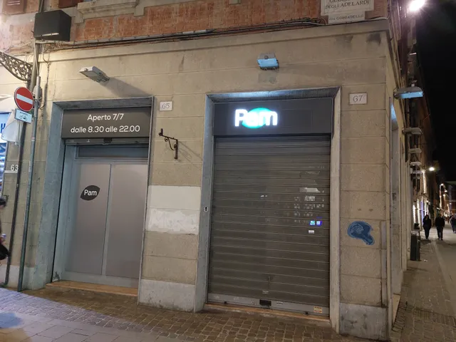 Pam Ferrara e Pam Local Ferrara