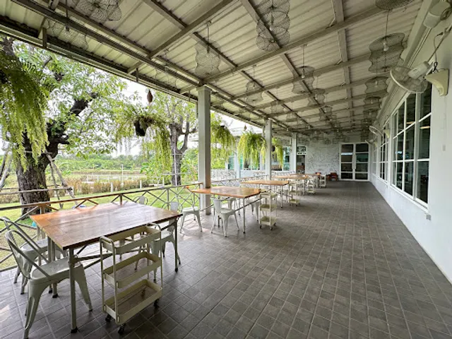 โรงนาราชบุรี The Barn House & Farm