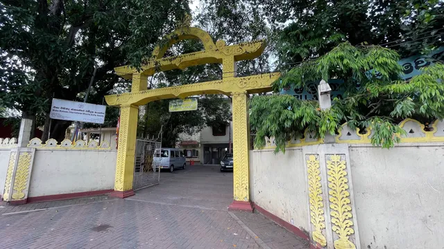 Sri Lanka Maha Pirivena / Ode Temple