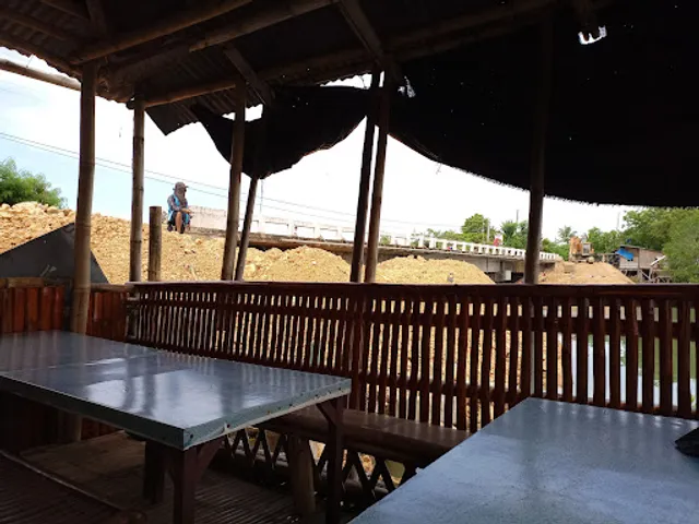 Zy Pearl seafoods restaurant (previously known as River Pearl)