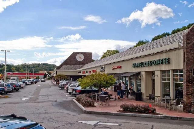McKnight-Siebert Shopping Center