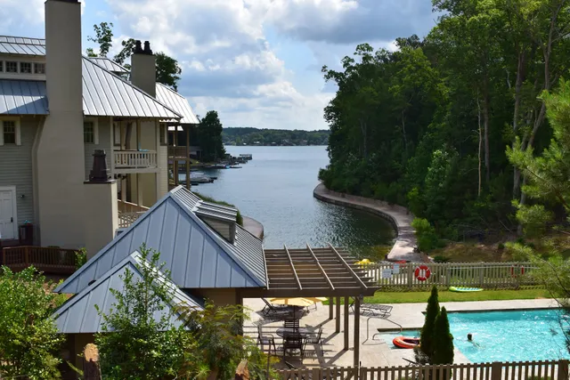 Bolton Cove - On Lake Martin