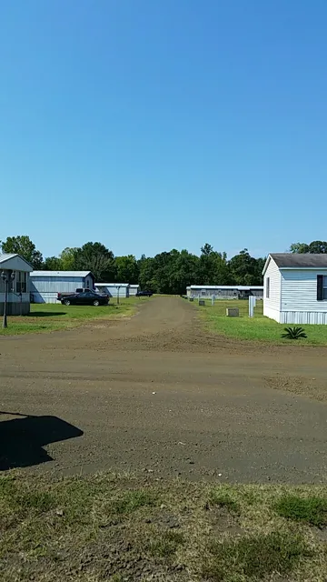 Pineland Mobile Home and RV Park