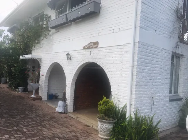 Forword's River Lodge Bed and Breakfast