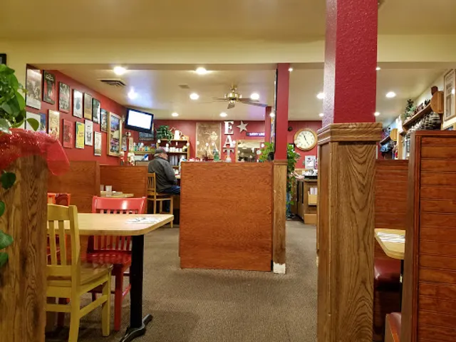 Willee's Cafe & Spirits