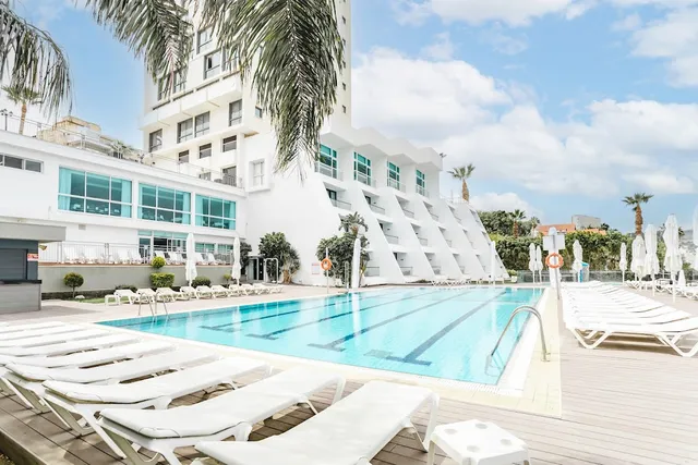 Golan Hotel - מלון גולן טבריה