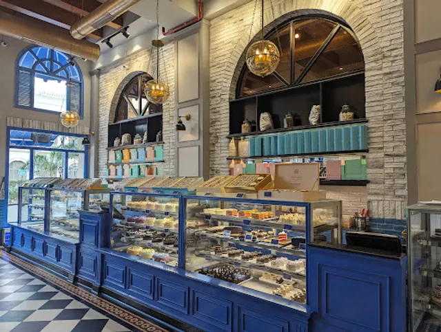 The Hazelnut Factory - Hazratganj