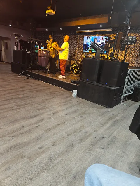 Mr.B’s social club