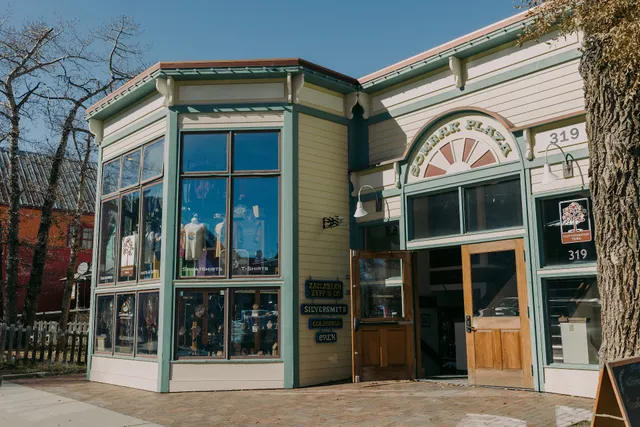 Zacchariah Zypp & Co