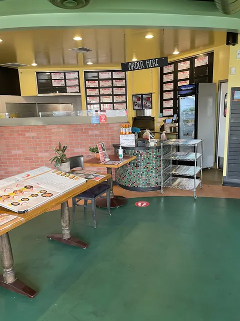 Imari sashimi & sushi