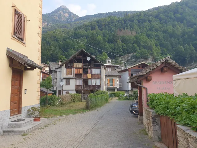 Affitta Camere Da Petro