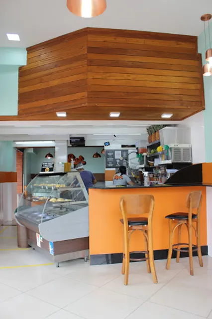 Praya - Sucos & Sanduíches