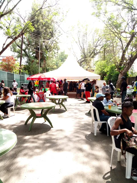 Road House Grill - Dennis Pritt