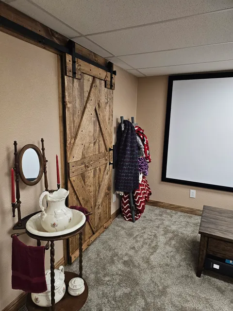 Stout's Discount Carpet