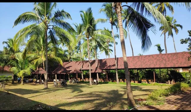 EXOTICA BEACH RETREATS DIVEAGAR