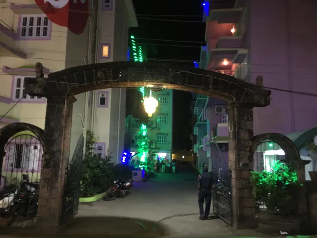 OYO 8370 StayOut Sodders Renton Manor