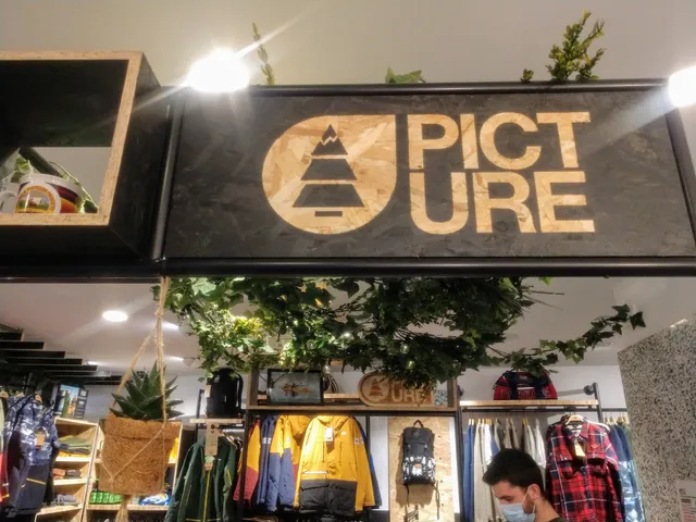 Picture Store