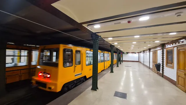 Vörösmarty tér