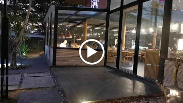 Hashi Japanese Restaurant & Izakaya