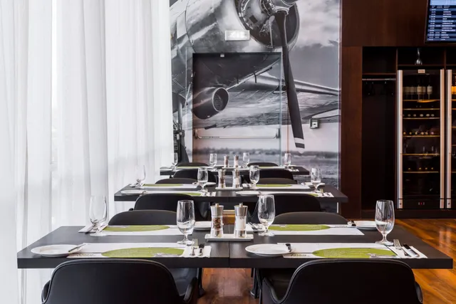 Oléo Pazzo Mediterranean Bistro