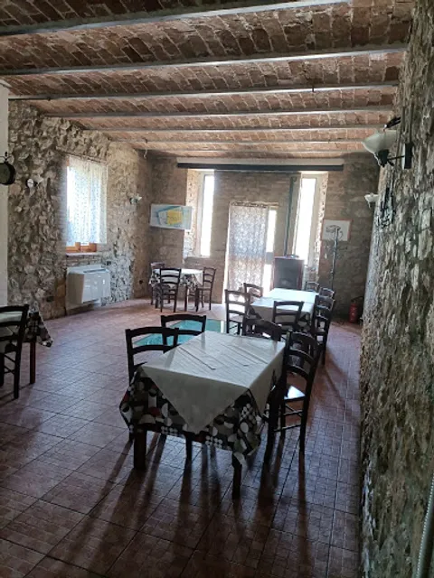 Trattoria La Grotta Farnese