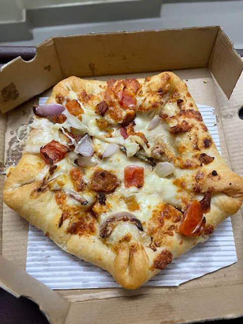 Pizza Hut | Mahim West, Mumbai