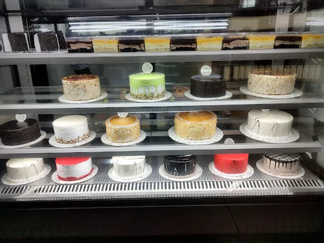 Cake Studio | Ramanattukara