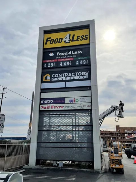 CONTRACTORS' WAREHOUSE