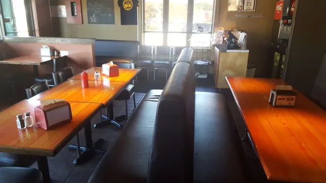 Binga's Wingas Yarmouth