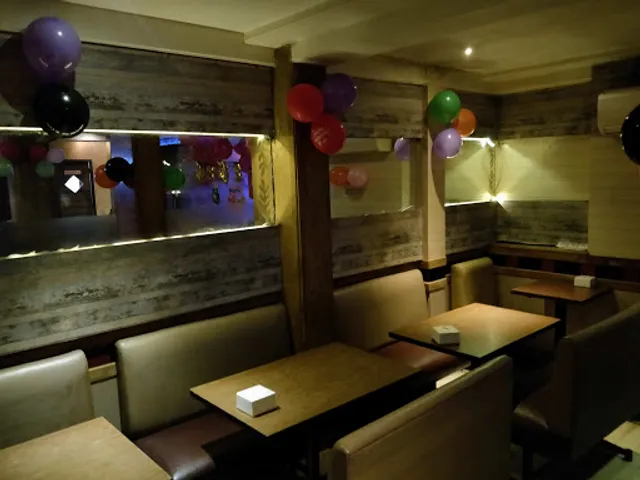 Gold Coin Restaurant & Bar