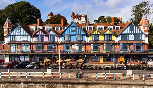 Beachcliff Hotel & Apartments